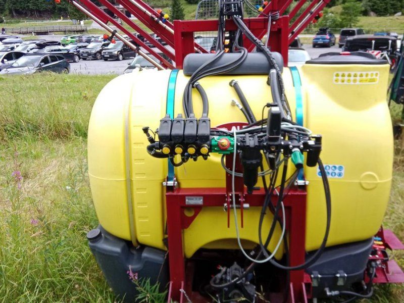 Agrional Alfa D10 Mounted Field Sprayer
