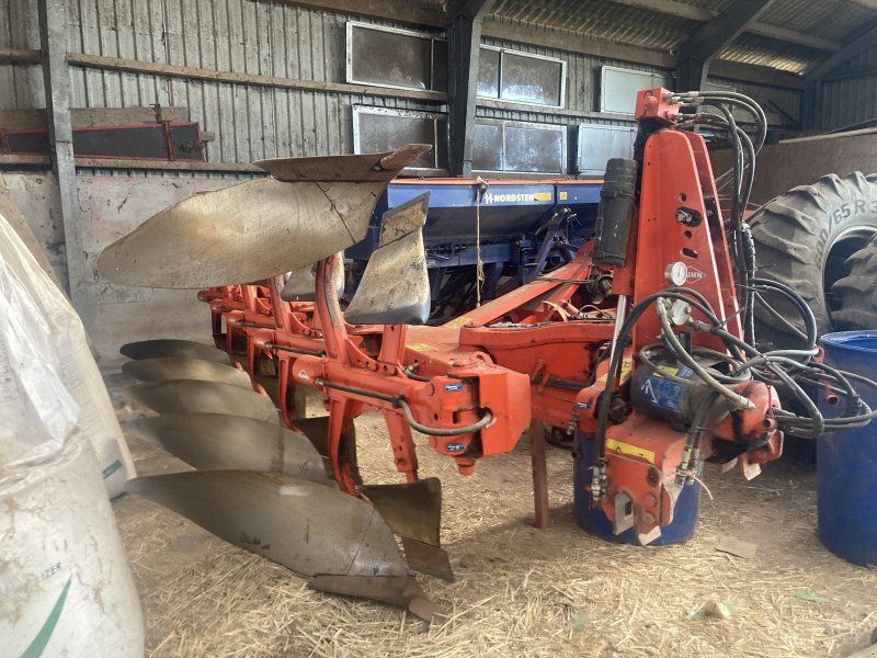 Kuhn VARI-MASTER 153 4+1