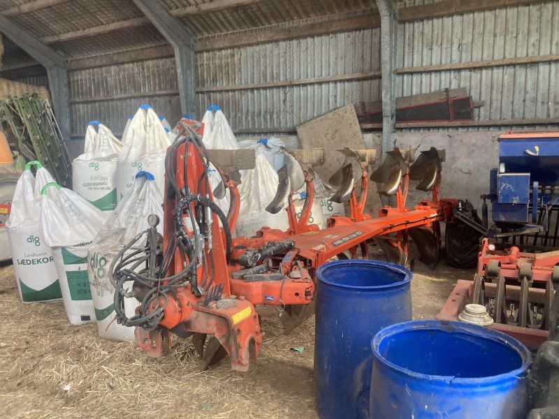 Kuhn VARI-MASTER 153 4+1