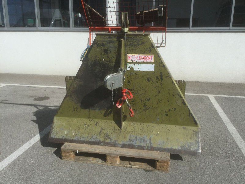 Holzknecht HS 260
