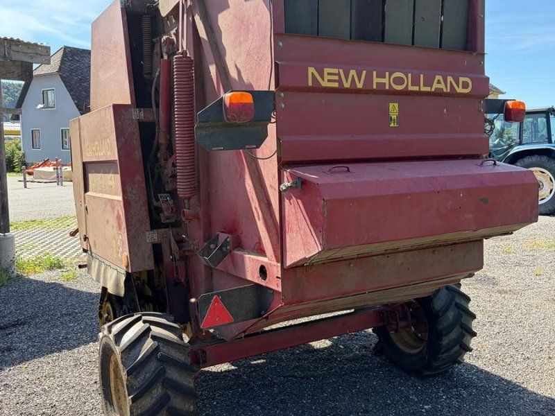 New Holland 644