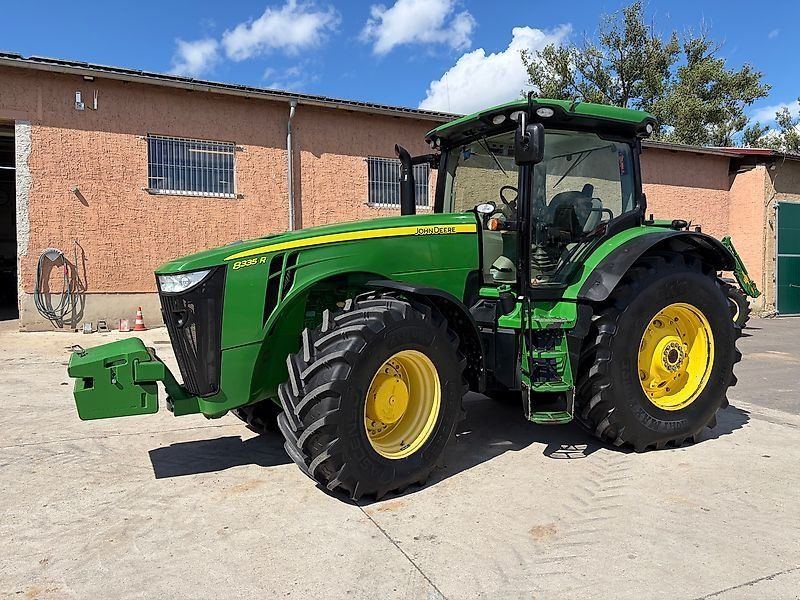 John Deere 8335R Powr Shift *Motor neu*