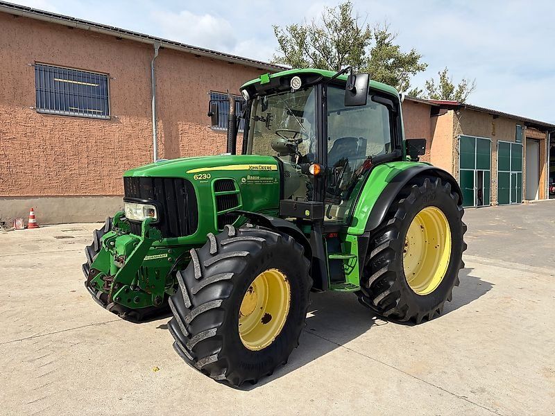 John Deere 6230 Premium *Auto Quad*