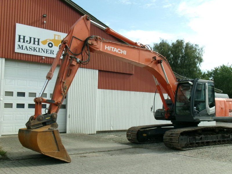 Hitachi Zaxis 250LC-3