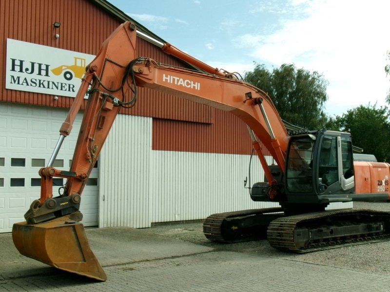 Hitachi Zaxis 250LC-3