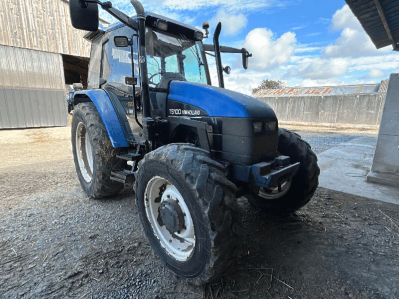 New Holland TS 100