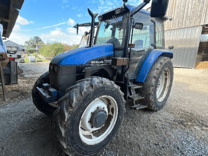 New Holland TS 100