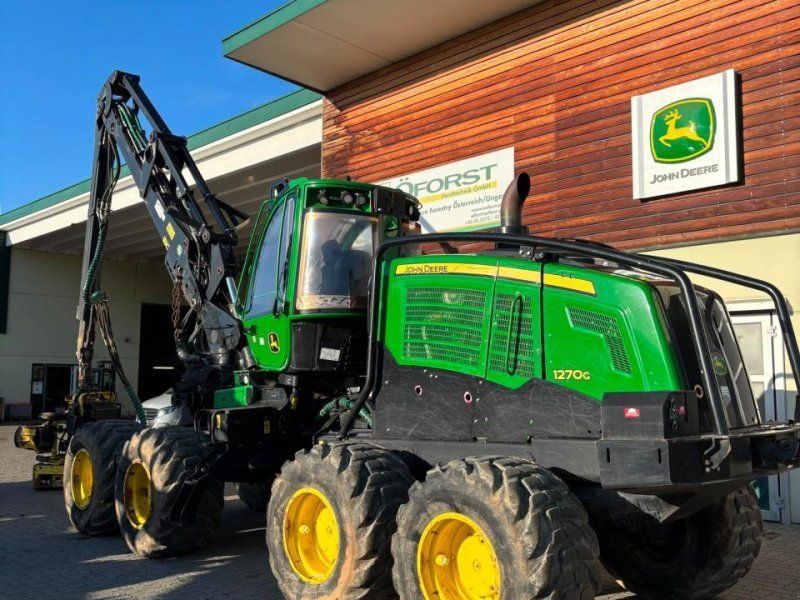 John Deere 1270G