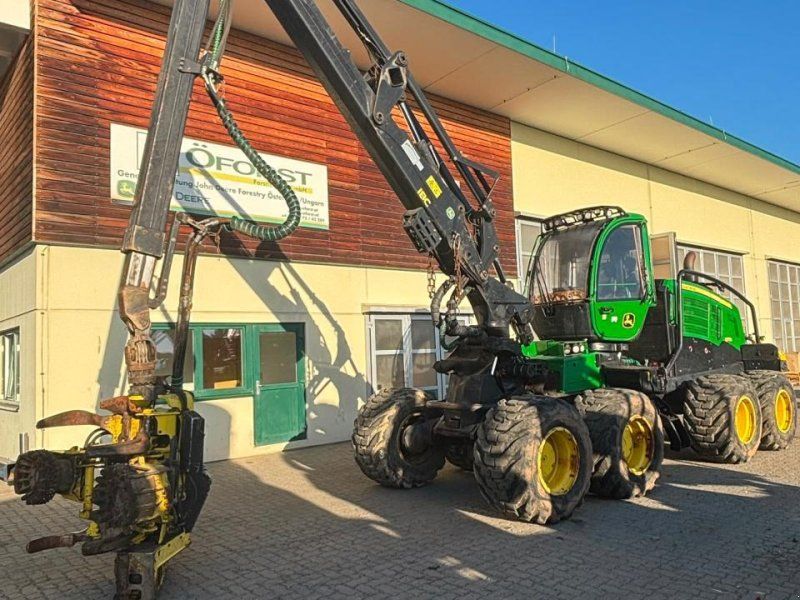 John Deere 1270G
