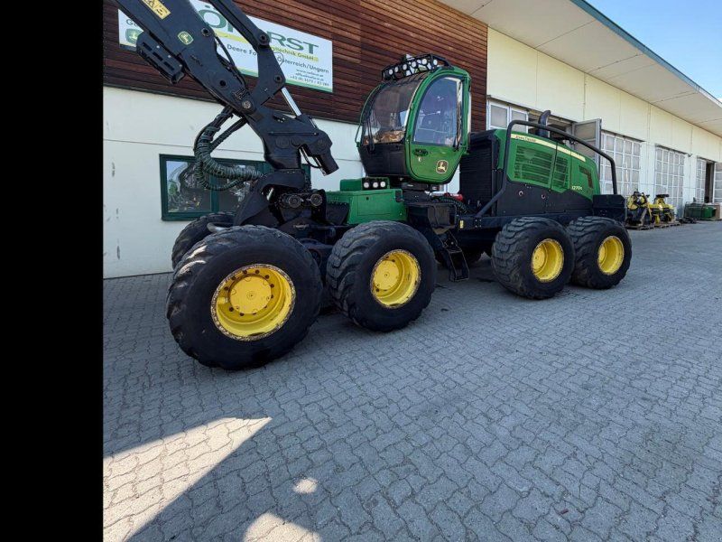 John Deere 1270G