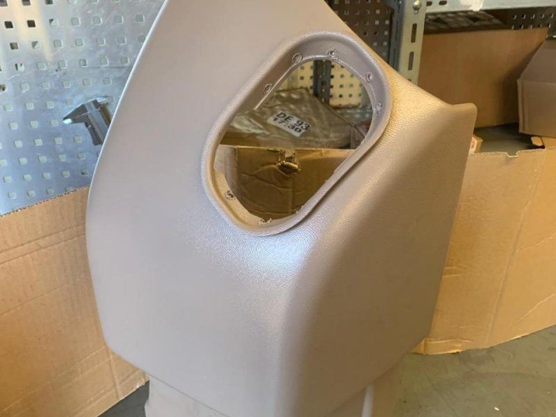 Renault /Claas Konsole Ares 7700048911/ 7700041954