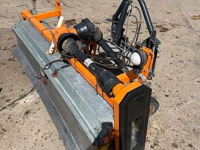 Schmidt Kehrbesen Zapfwelle hydraulisch schwenken MwSt