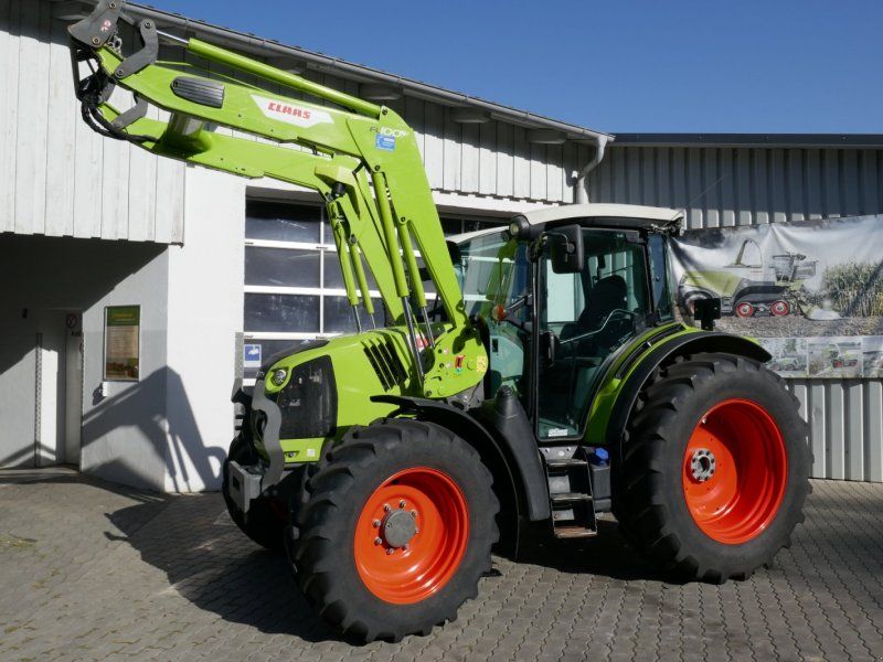 Claas Arion 440 CIS PANORAMIC Frontlader FL100