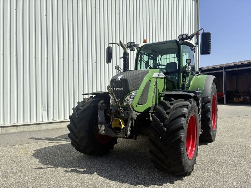 Fendt 724 VARIO S4 PROFI PLUS