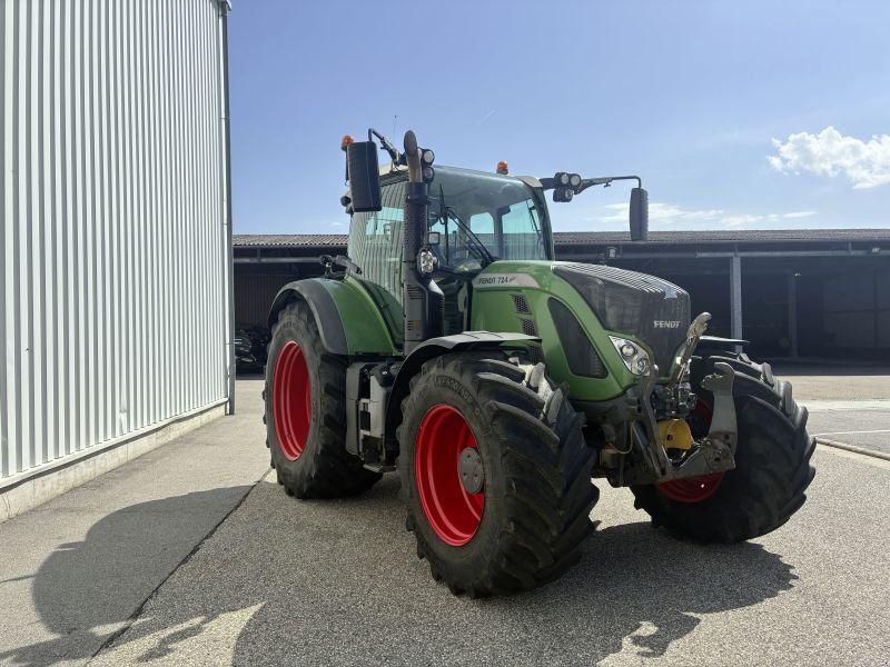 Fendt 724 VARIO S4 PROFI PLUS