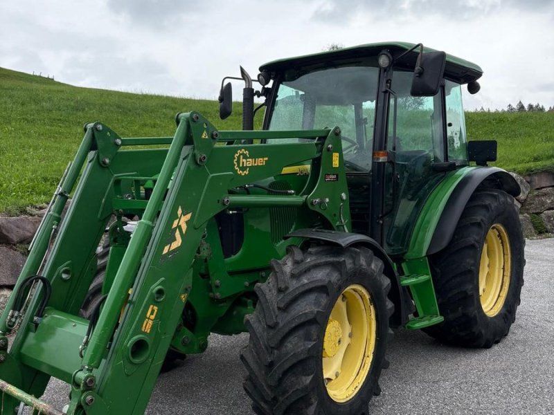 John Deere 5820 SE