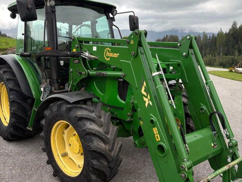John Deere 5820 SE