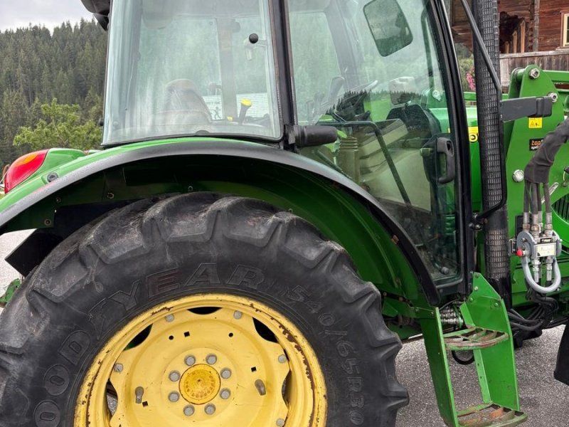 John Deere 5820 SE
