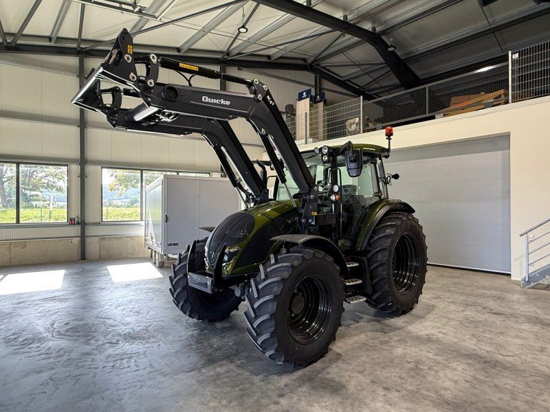 Valtra A105 H4