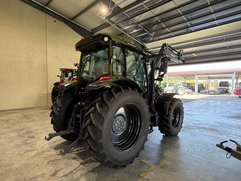 Valtra A105 H4