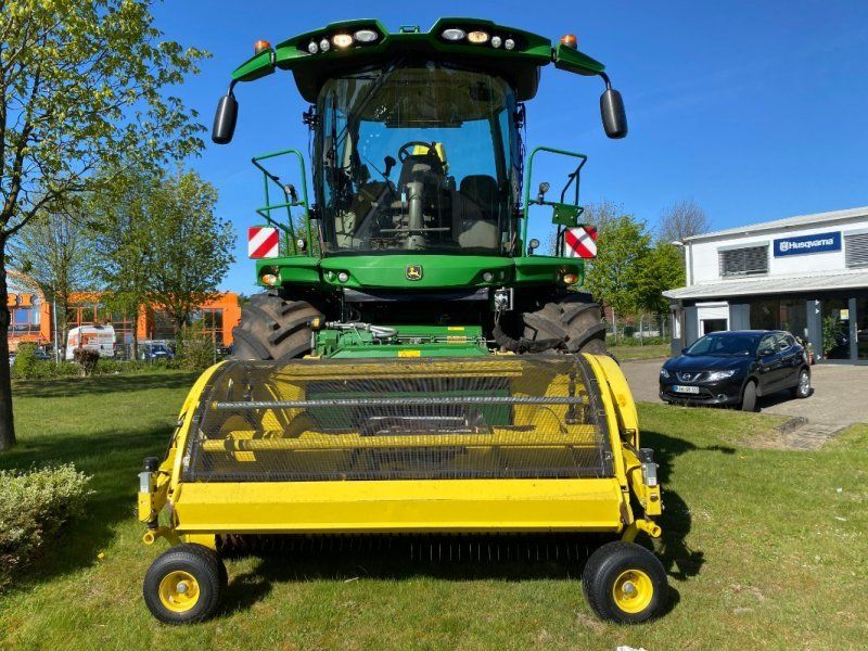 John Deere 9700 i