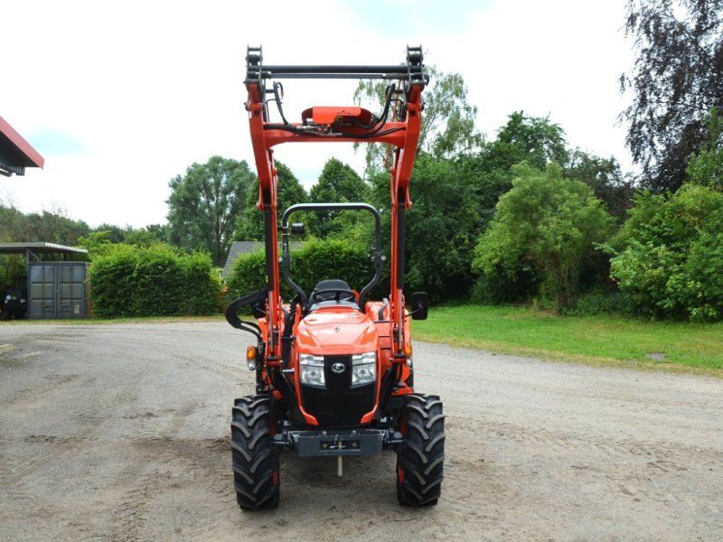 Kubota L1-452 DHW