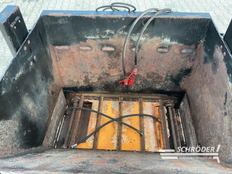Schäffer FUTTERDOSIERGERÄT 1,20 M | EURO AUFNAHME