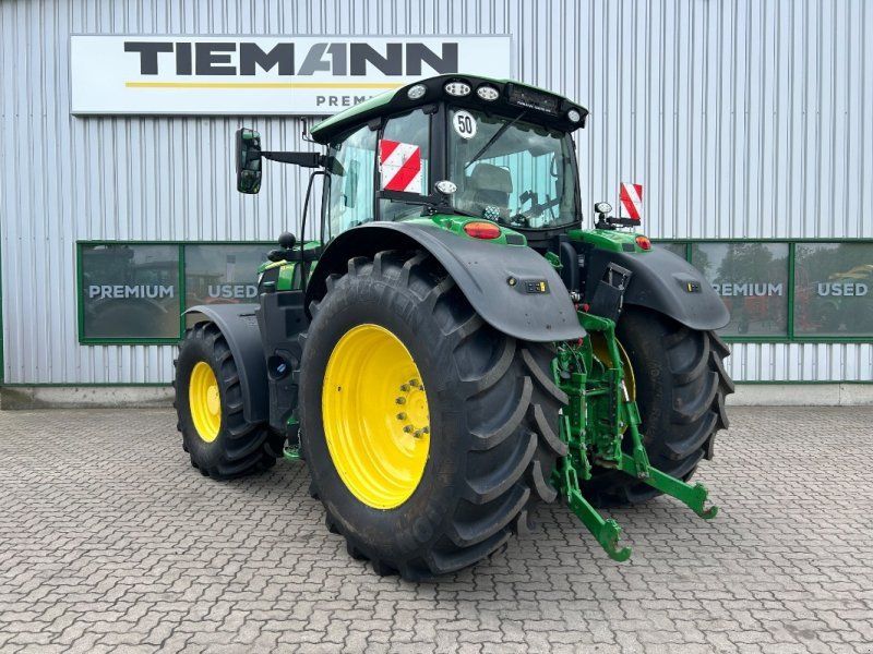 John Deere 6R 195
