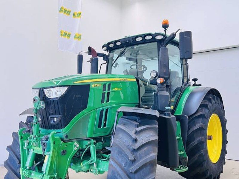 John Deere 6250R CommandPro