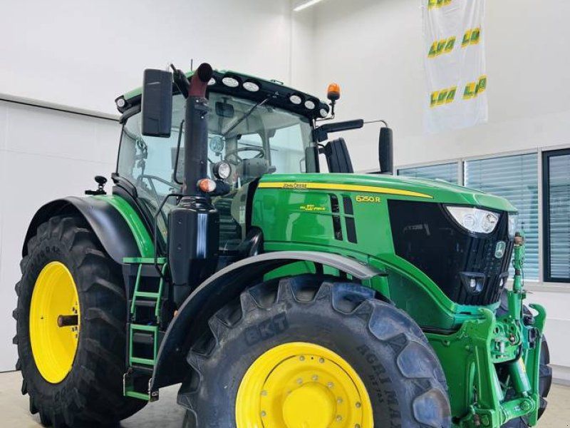 John Deere 6250R CommandPro