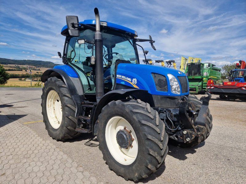 New Holland T6020 Elite