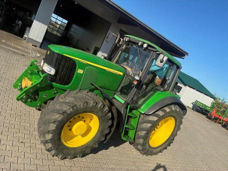 John Deere 6620