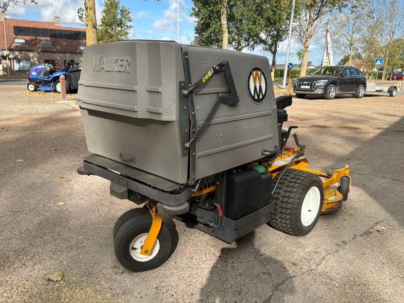 2019 Walker MD21D-3.2 Zero-Turn-Sitzmäher