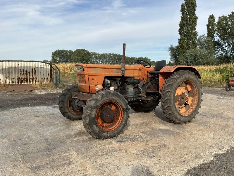 Fiat Someca 750 TD Oldtimer-Traktor mit Allradantrieb
