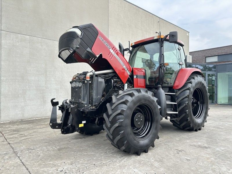 Case IH Magnum 285 4WD Ackerschlepper