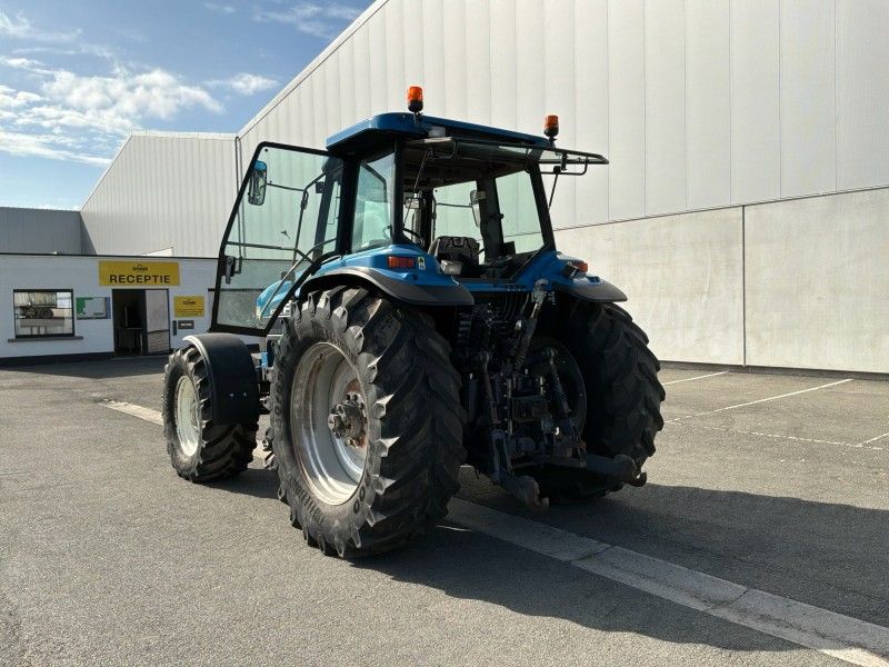 1994 Ford 8870 DT Landwirtschaftstraktor mit Allradantrieb