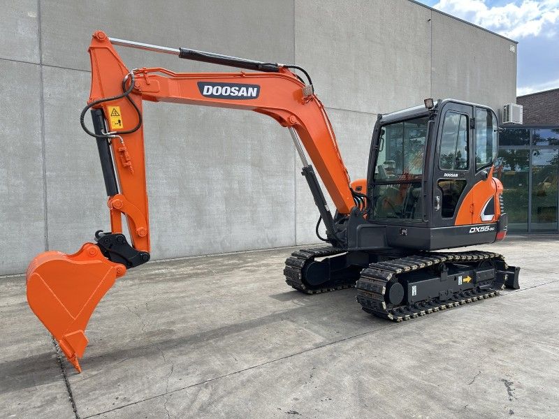 2019 Doosan DX55-9C Midi-Bagger