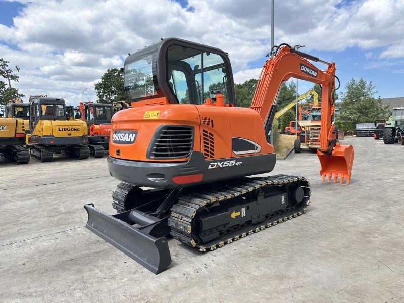 2019 Doosan DX55-9C Midi-Bagger