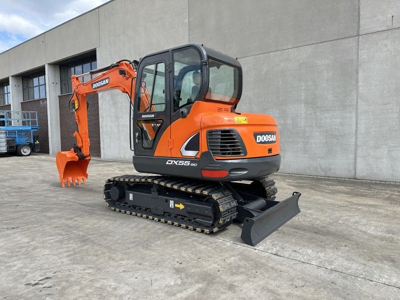 2019 Doosan DX55-9C Midi-Bagger