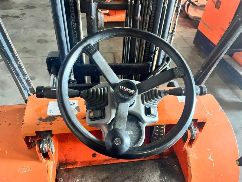 Mast Explorer 15 – Geländestapler mit Allradantrieb