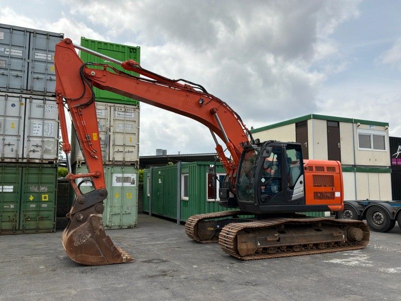 2019 Hitachi ZX225USRLC-6 Tracked Excavator