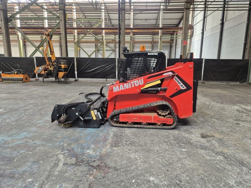 2021 Manitou 1050RT - EU STG5 Tracked Skid Steer Loader