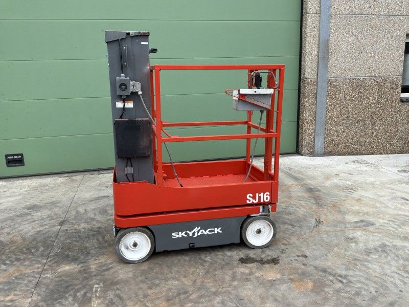 2017 Skyjack SJ16 Aerial Work Platform