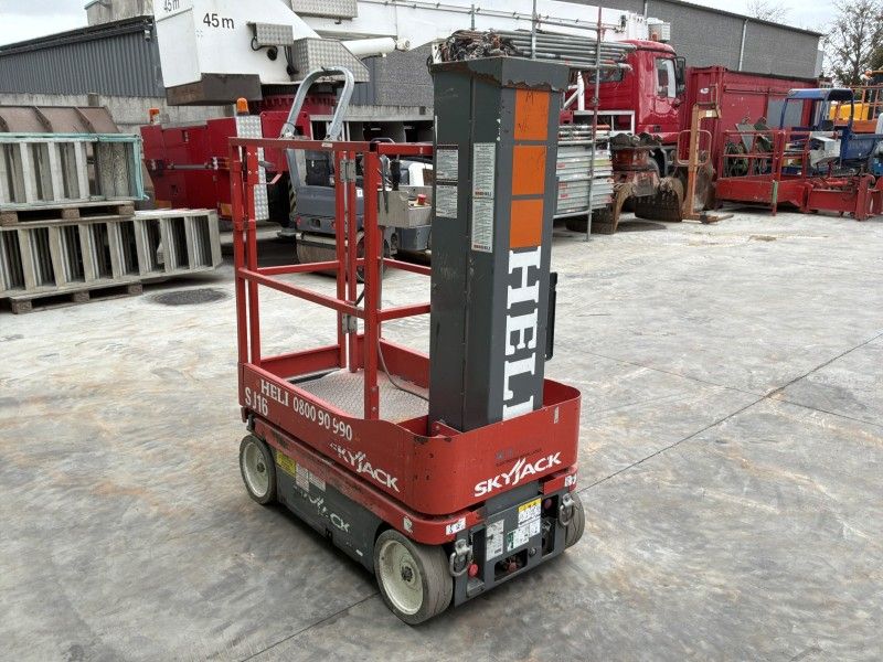 2018 Skyjack SJ16 aerial work platform