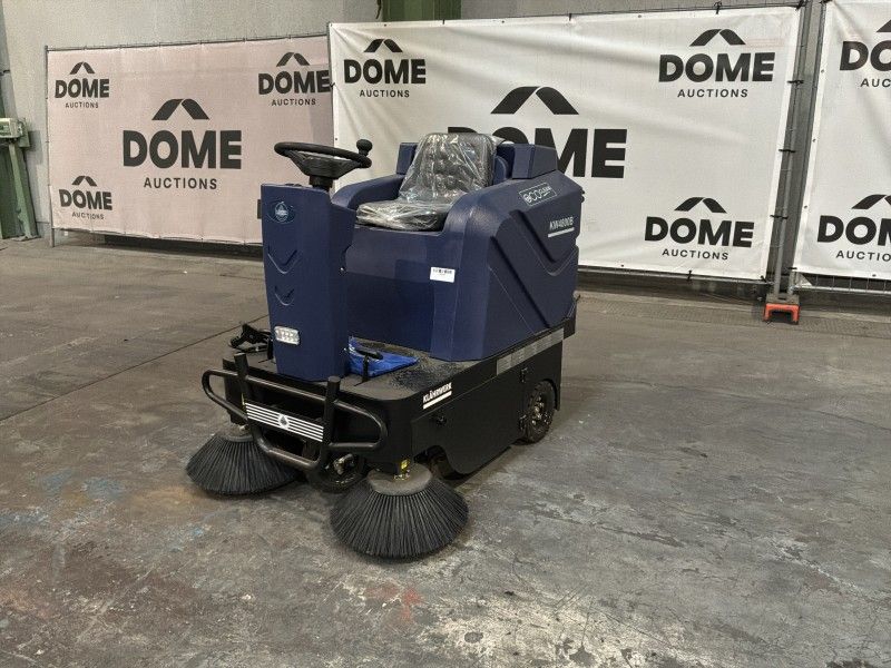 2025 Klährwerk KW4800B Kehrmaschine (unbenutzt)