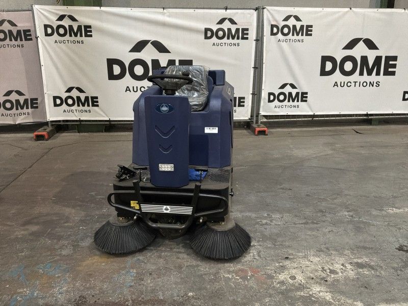 2025 Klährwerk KW4800B Kehrmaschine (unbenutzt)