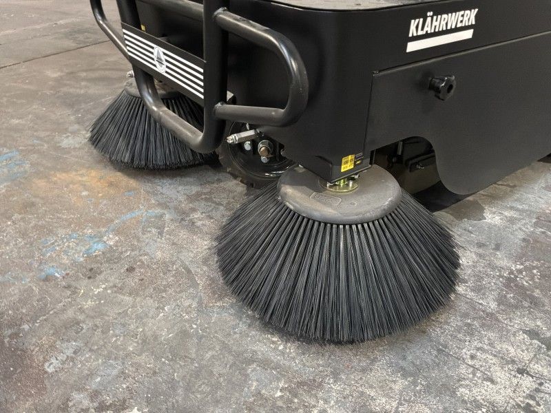 2025 Klährwerk KW4800B Kehrmaschine (unbenutzt)