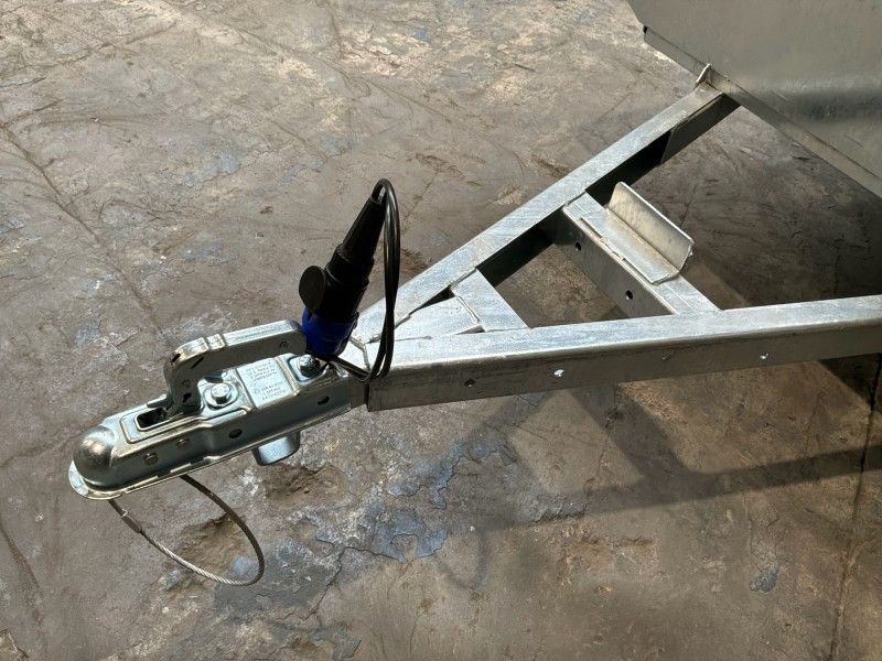 2026 Delje-Anhänger (unbenutzt)