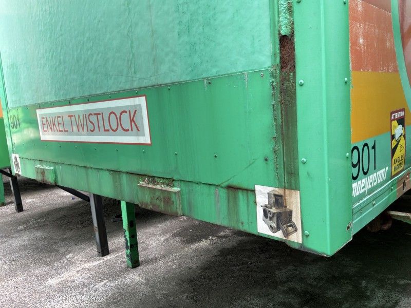 Wechselbehälter mit Seitentüren