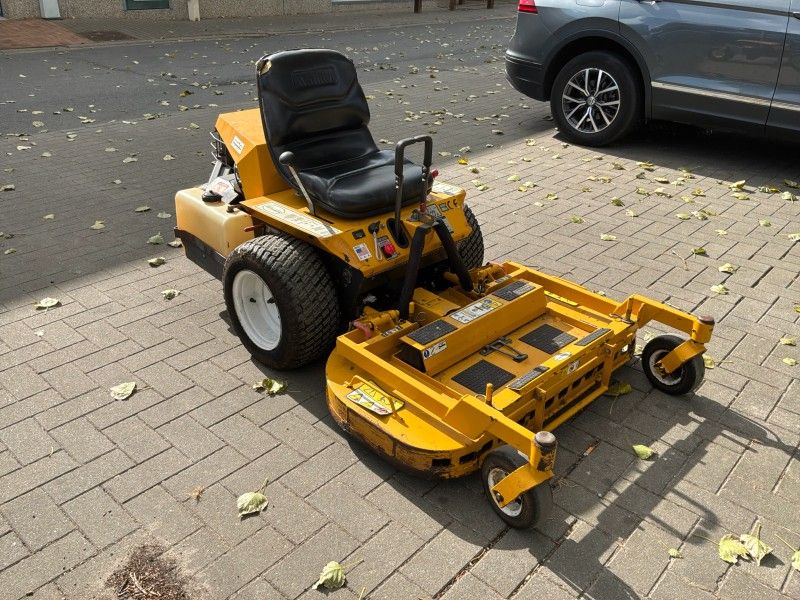 2006 Walker MBSD Ride-On Mower